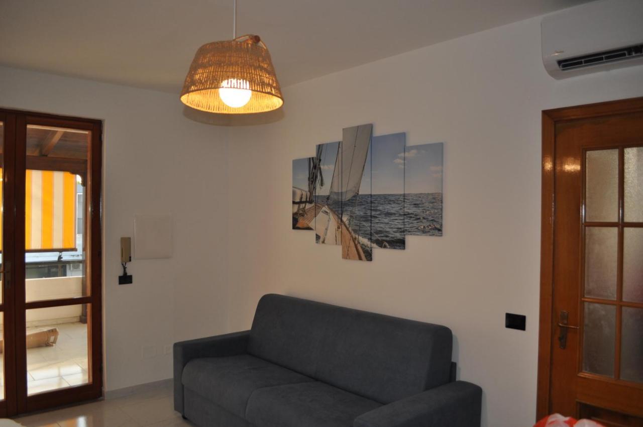 Villa Lecce Al Mare à San Cataldo  Extérieur photo